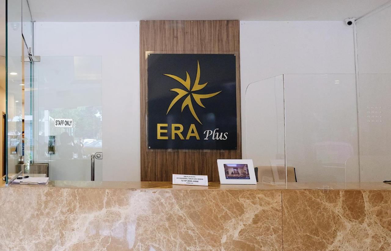 Era Plus Hotel Seri Kembangan Exterior foto